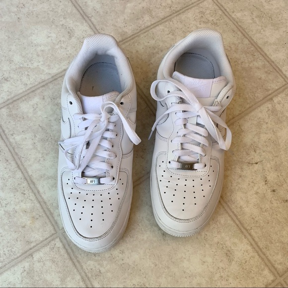 SOLD - Nike Air Force 1 (Low ‘07) - good used condition - Picture 6 of 12